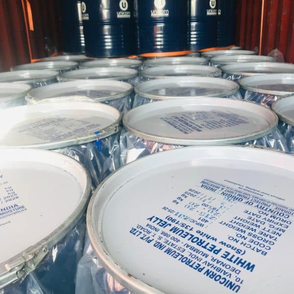 Container of WHITE PETROLEUM JELLY for pharmaceutical and cosmetic use